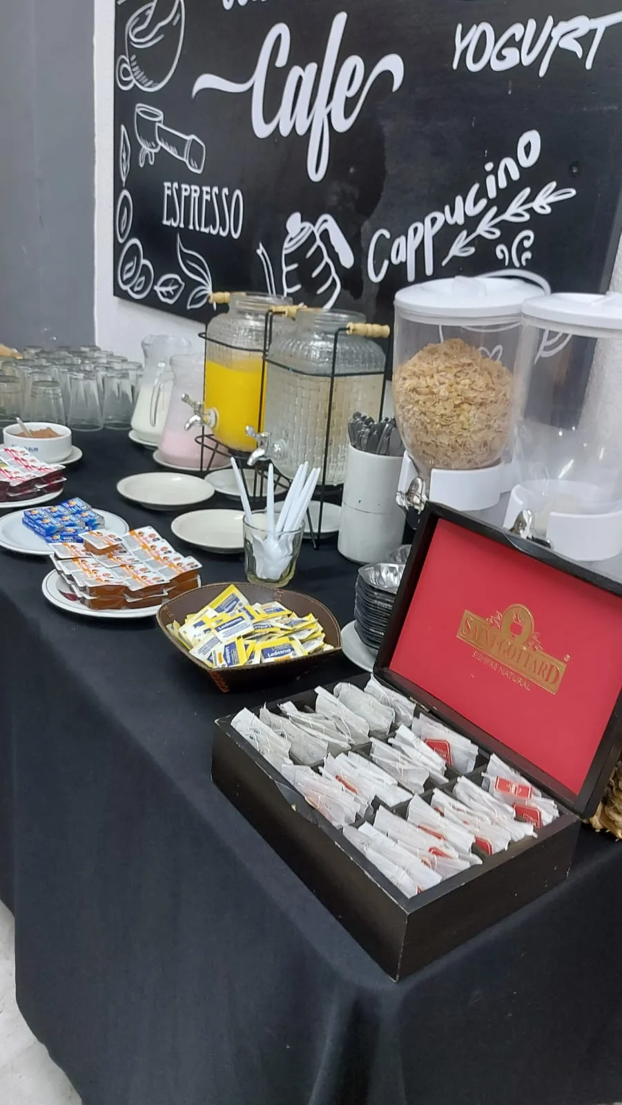 Desayuno buffet del Hotel Diva